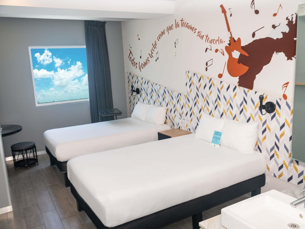 ibis Styles Merida Galerias