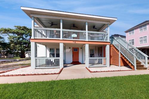 The Cheeky Crab Whole House — 4-Star Luxury Hotel in Myrtle Beach, United States