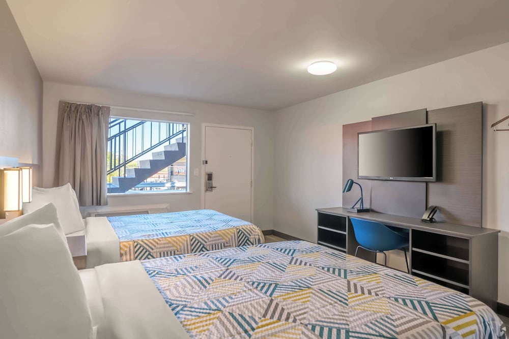 Motel 6 Commerce Ga - photo 11