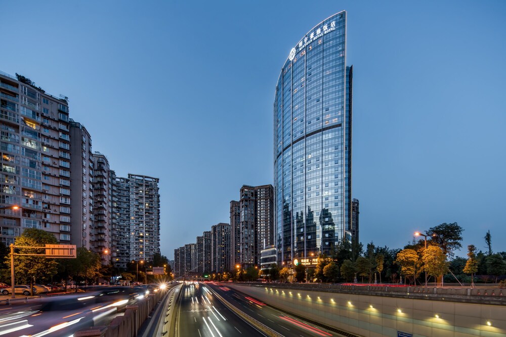 Minyoun Chengdu Kehua Hotel — 5-Star Luxury Hotel in Chengdu, People's Republic of China