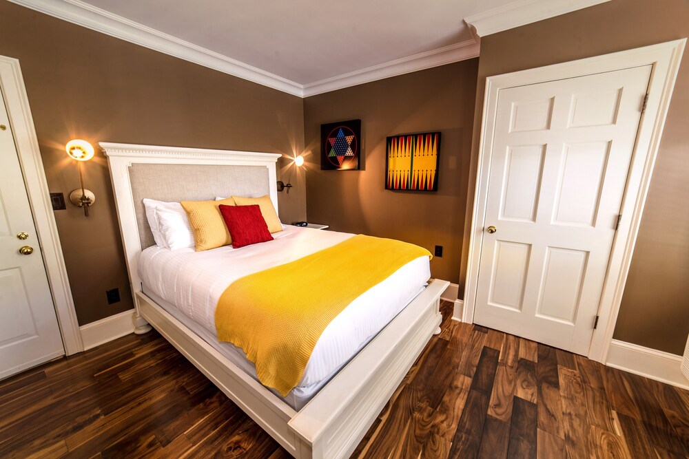 Logan Inn - photo 7