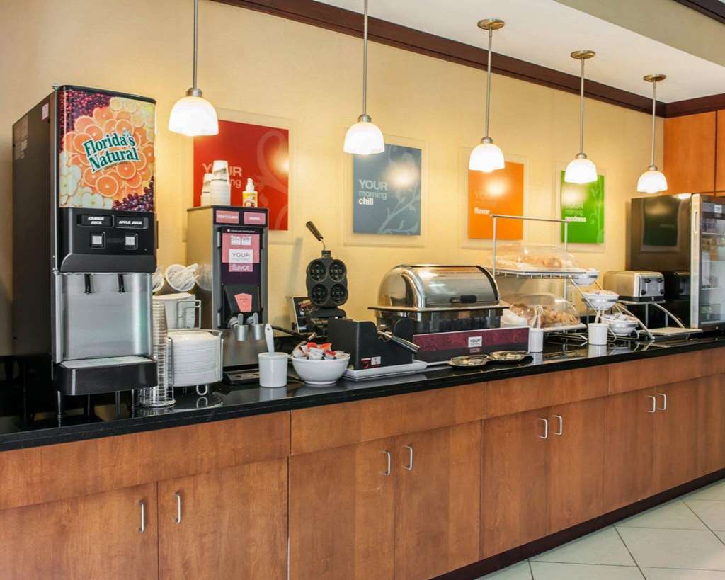 Comfort Suites Southport - photo 43
