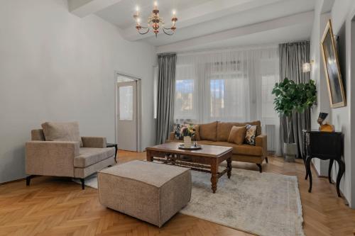 Bucharest Ultracentral Apartments — 4-Star Luxury Hotel in Bucharest, Romania