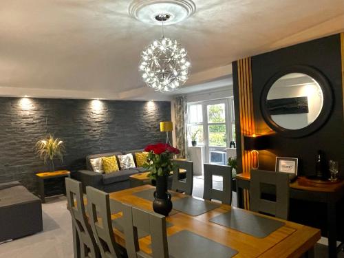 Apartment 3 Benllech with Sea views — 4-Star Luxury Hotel in Benllech, United Kingdom