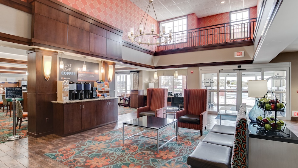 Holiday Inn Express Hotel & Suites St. Cloud by IHG - photo 56