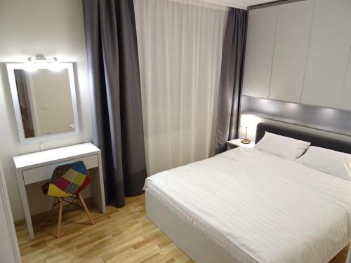 Smart Apartament Premium Tei 110 mp 4 Camere Jacuzzi & Living Generos Cameră Copii Piatra Neamț — 4-Star Luxury Hotel in Piatra Neamt, Romania