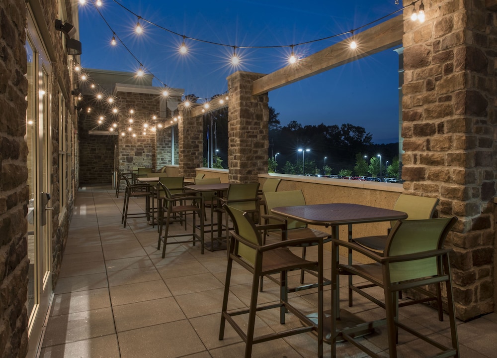 Hilton Garden Inn Raleigh Crabtree Valley - photo 68