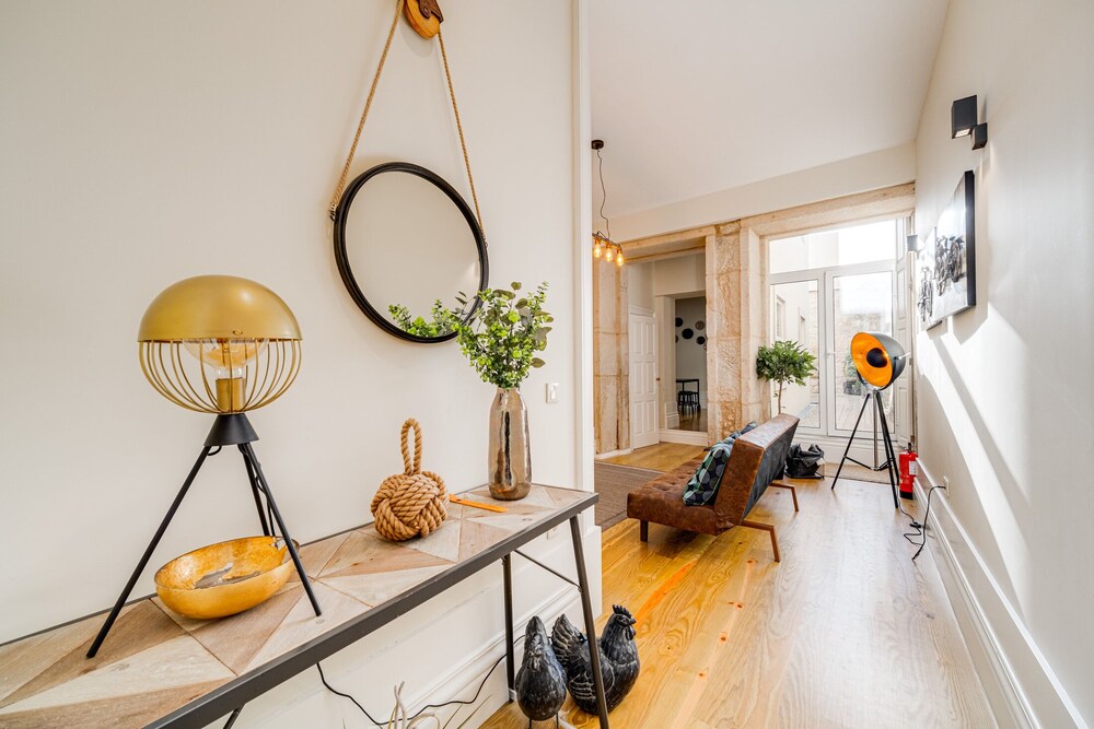 Nomad's Terrace & Spacious - last minute hotel in Porto