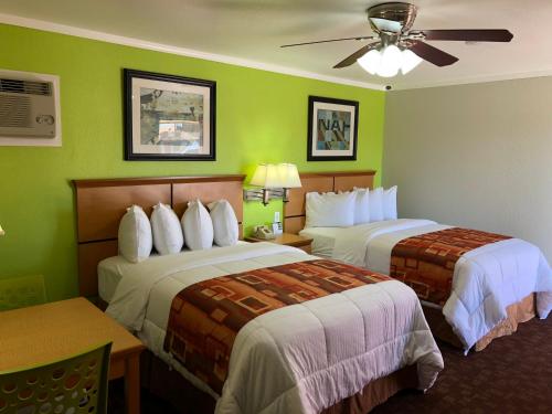 Copa Motel - photo 24