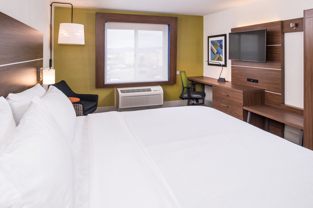 Holiday Inn Express Sierra Vista by IHG - photo 13