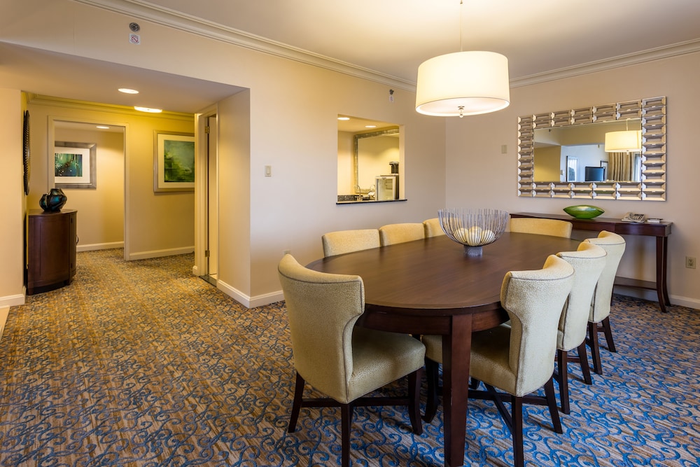 Capital Hilton - photo 10