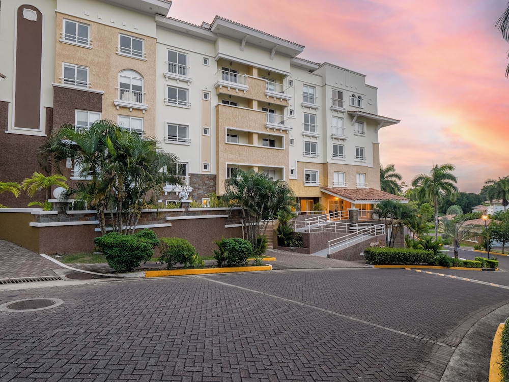 Mahogany Suites in Panama, Panama