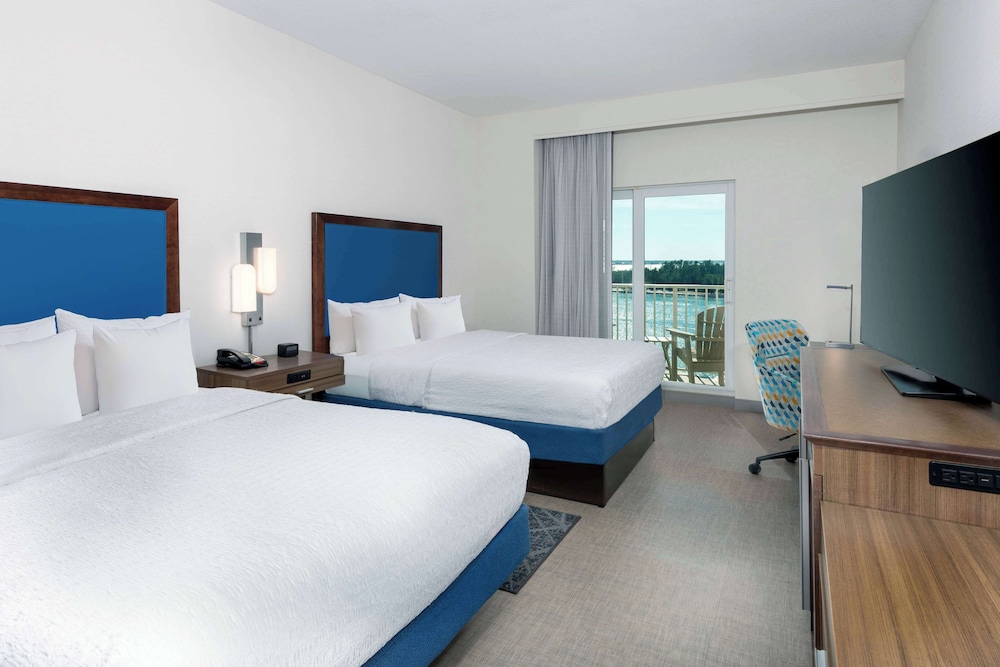 Hampton Inn & Suites Clearwater Beach - photo 15