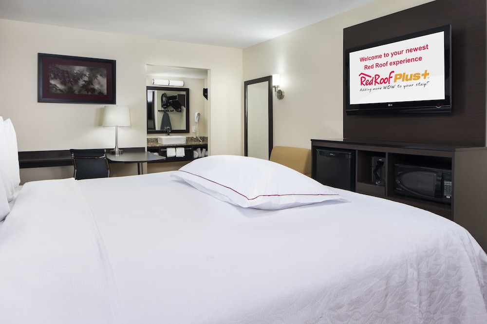 Red Roof Inn PLUS Birmingham East Irondale Airport - photo 6
