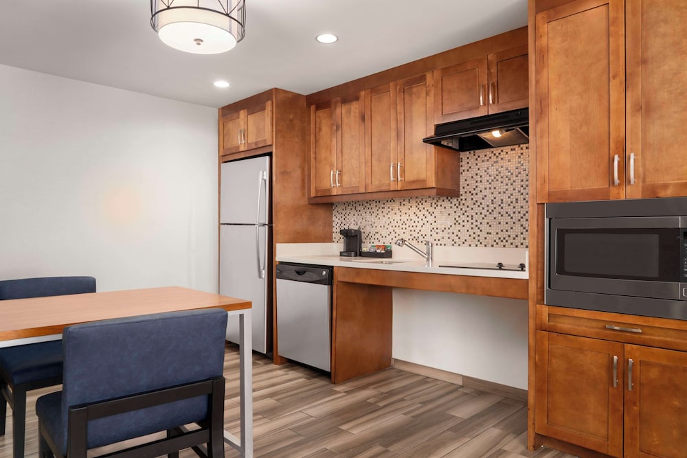 Homewood Suites by Hilton Boston Brookline Longwood Medical - photo 27