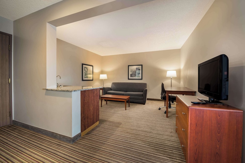Best Western Park Oasis Inn - photo 6