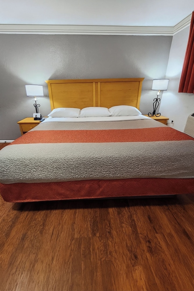 Motel 6 Canon City CO - photo 17