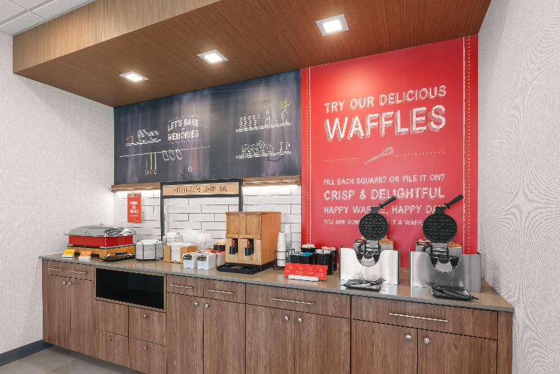 Hampton Inn Bellingham Airport - photo 27