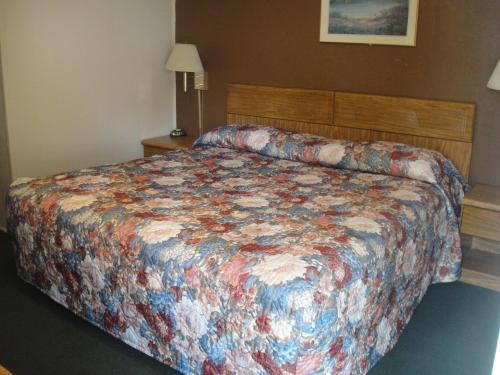 California Motel - photo 5