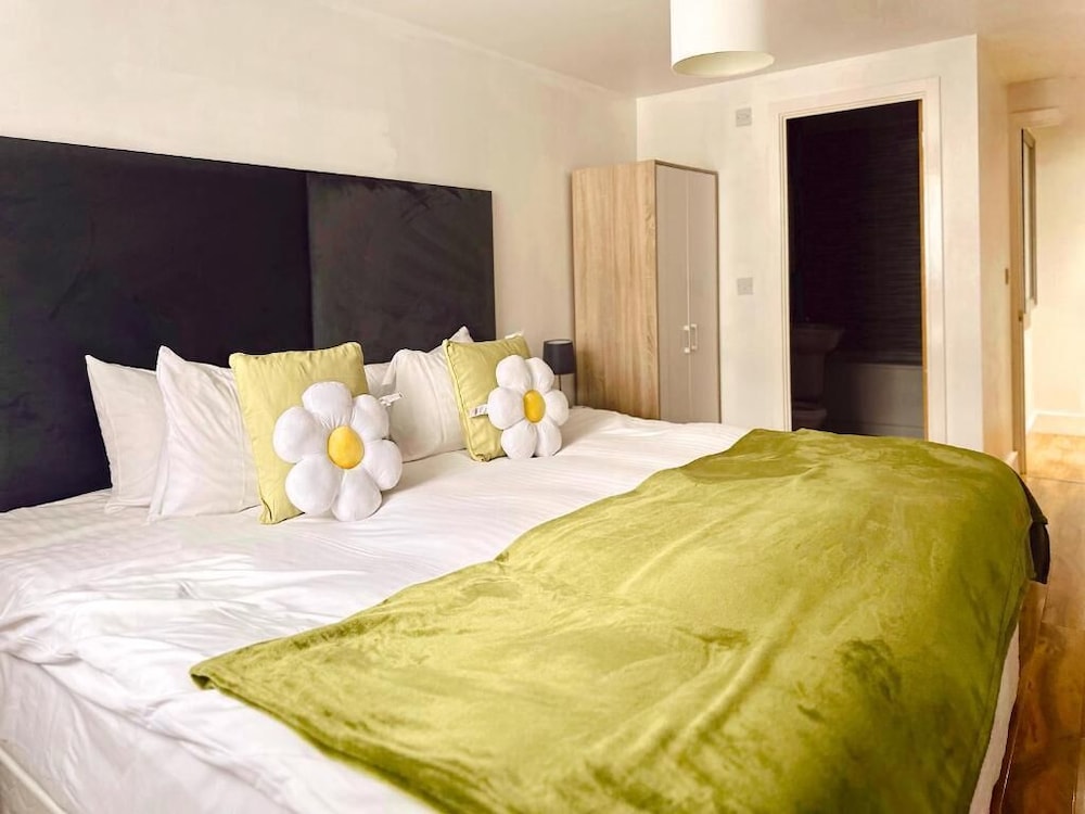 Canary Wharf Apartments — 4-Star Luxury Hotel in London, United Kingdom