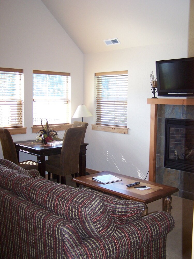Dover Bay Resort - photo 32