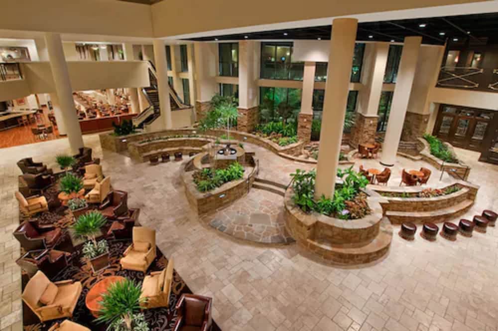 Embassy Suites San Antonio Riverwalk Downtown - photo 4