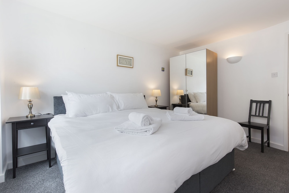 Raleigh Square Apartments — 4-Star Luxury Hotel in Nottingham, United Kingdom