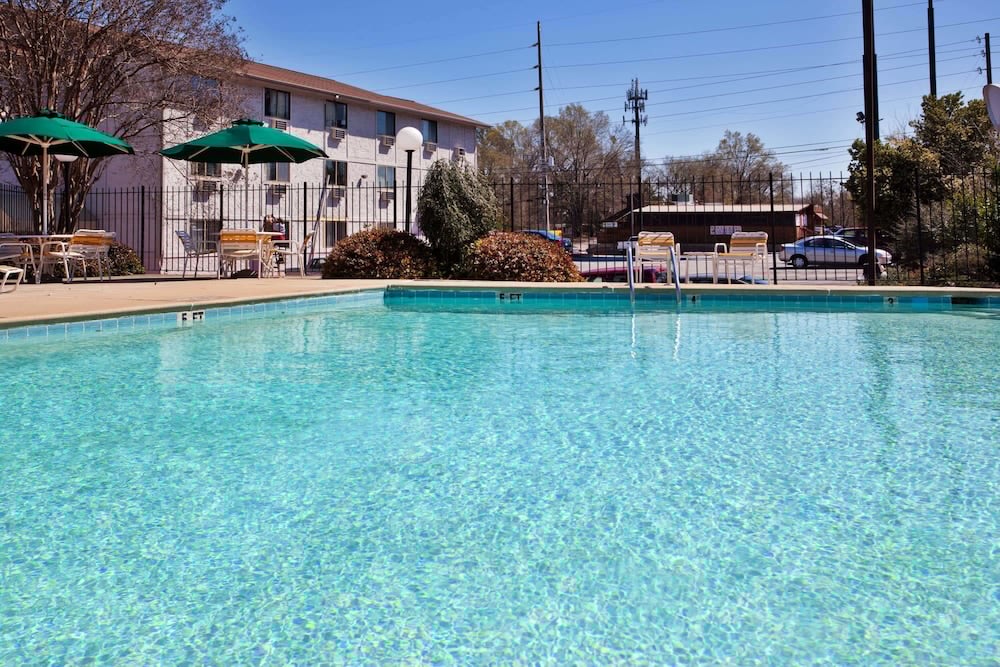 Travelodge by Wyndham Columbus State University - photo 26
