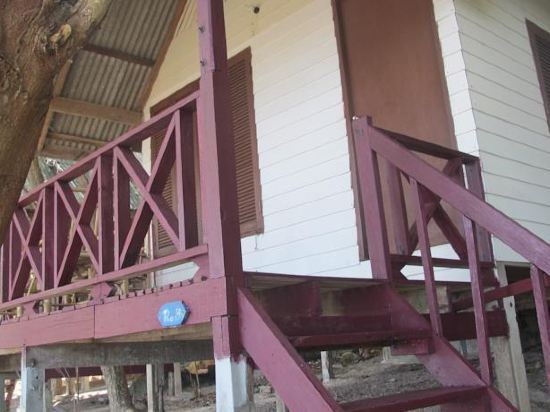 Basic Bungalows in Koh Tao, Thailand
