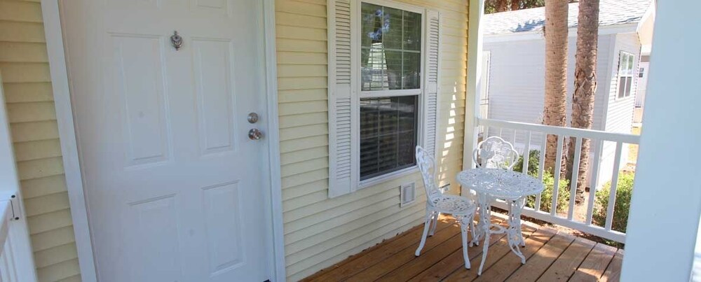 Road Runner Travel Resort Caravan Park - photo 30