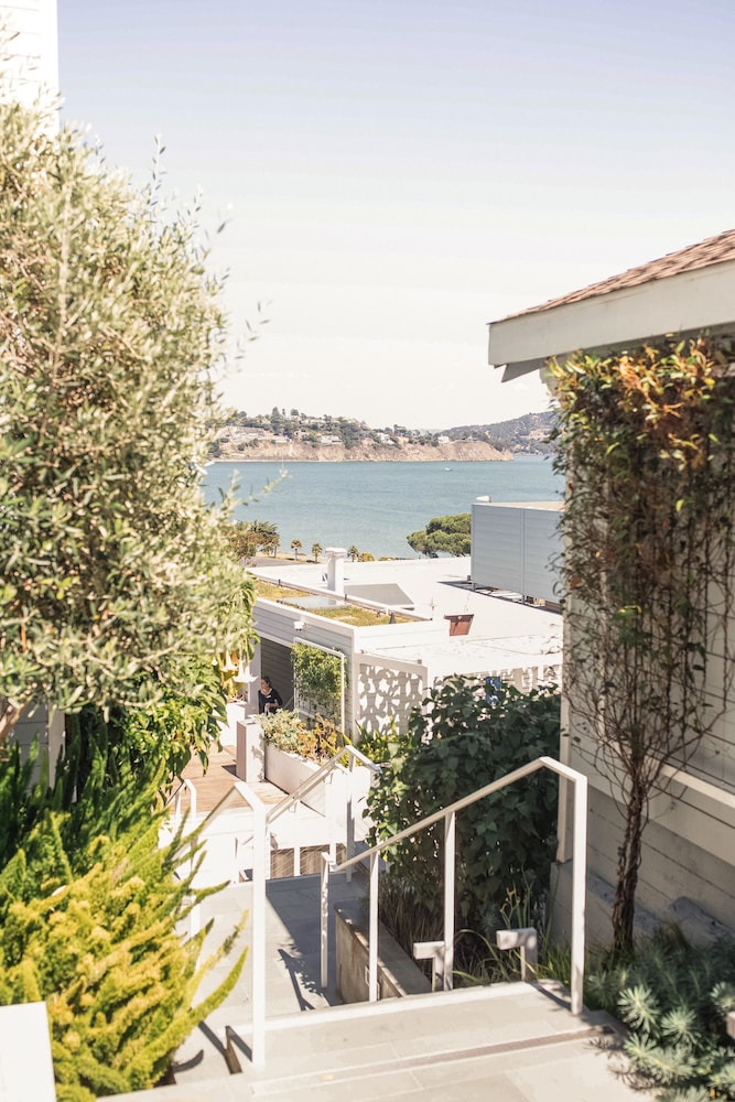 Casa Madrona Hotel & Spa - photo 93
