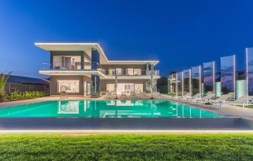 Luxury Villa Gabrijela by Istrabook — 4-Star Luxury Hotel in Kastelir, Croatia