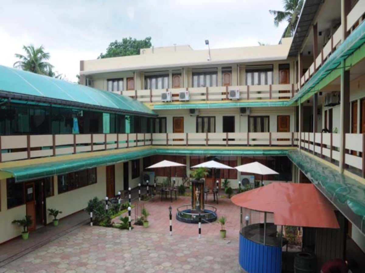 Gnaanams Hotel and Restaurant in Jaffna, Sri Lanka