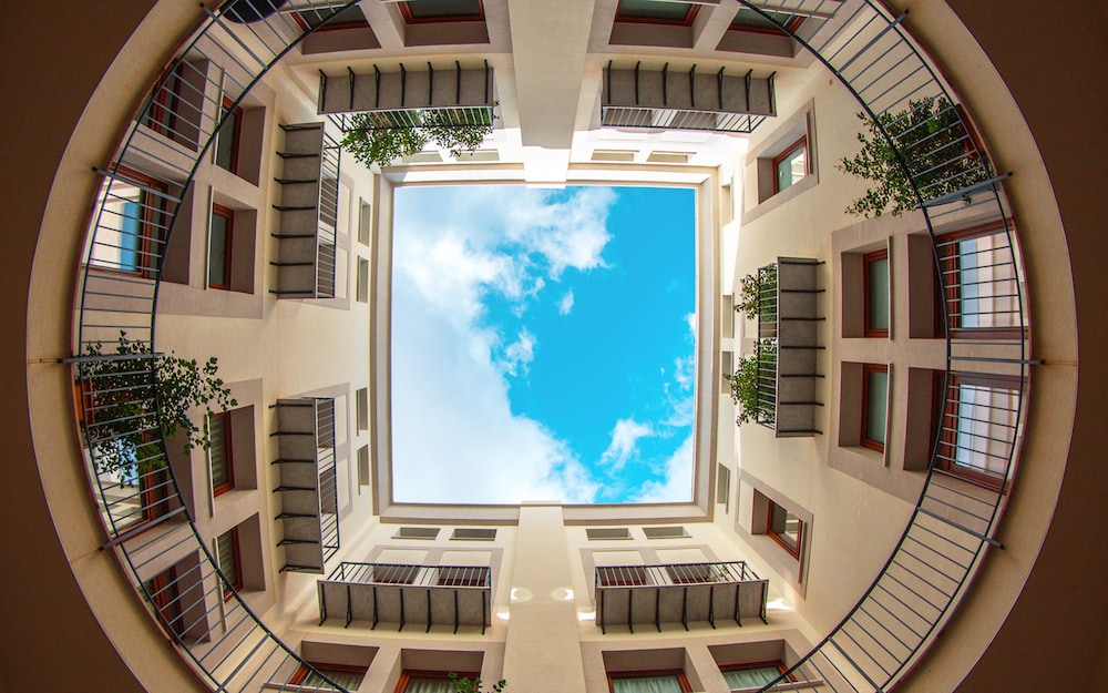 Solemar Sicilia Galleria Maqueda — 4-Star Luxury Hotel in Palermo, Italy