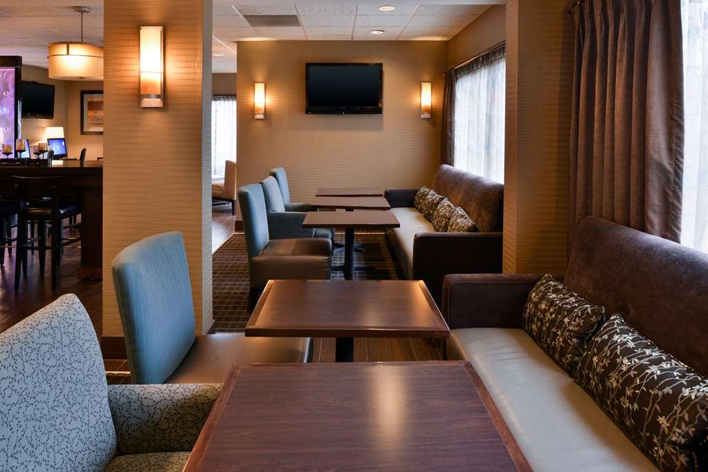 Best Western Plus Wichita West Airport Inn - photo 23