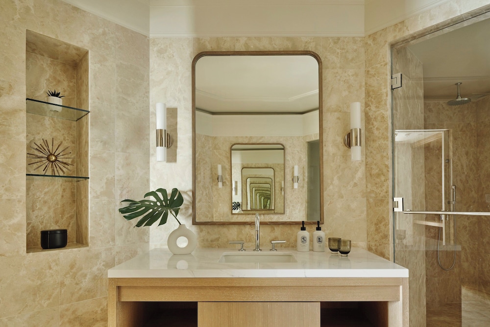 Four Seasons Hotel Miami - photo 39