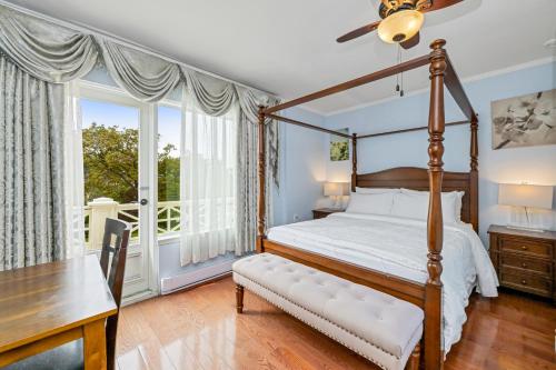 Lipton Place by Elegant Waterfront in Victoria, Canada