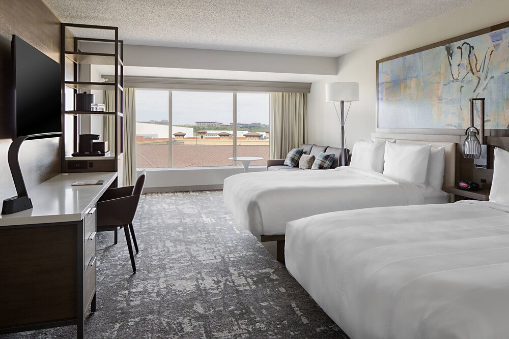 Marriott Dallas Las Colinas - photo 4
