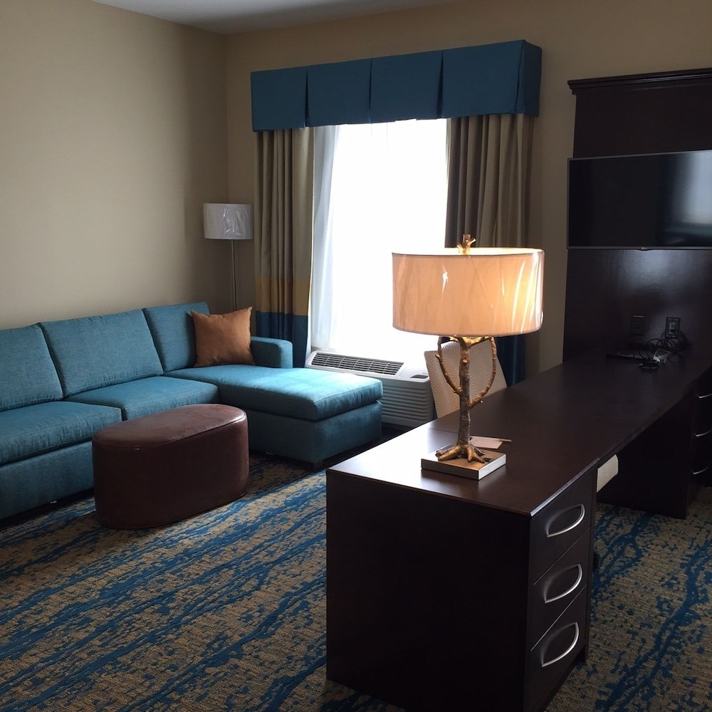 Hampton Inn & Suites Stroudsburg Pocono Mountains - photo 9