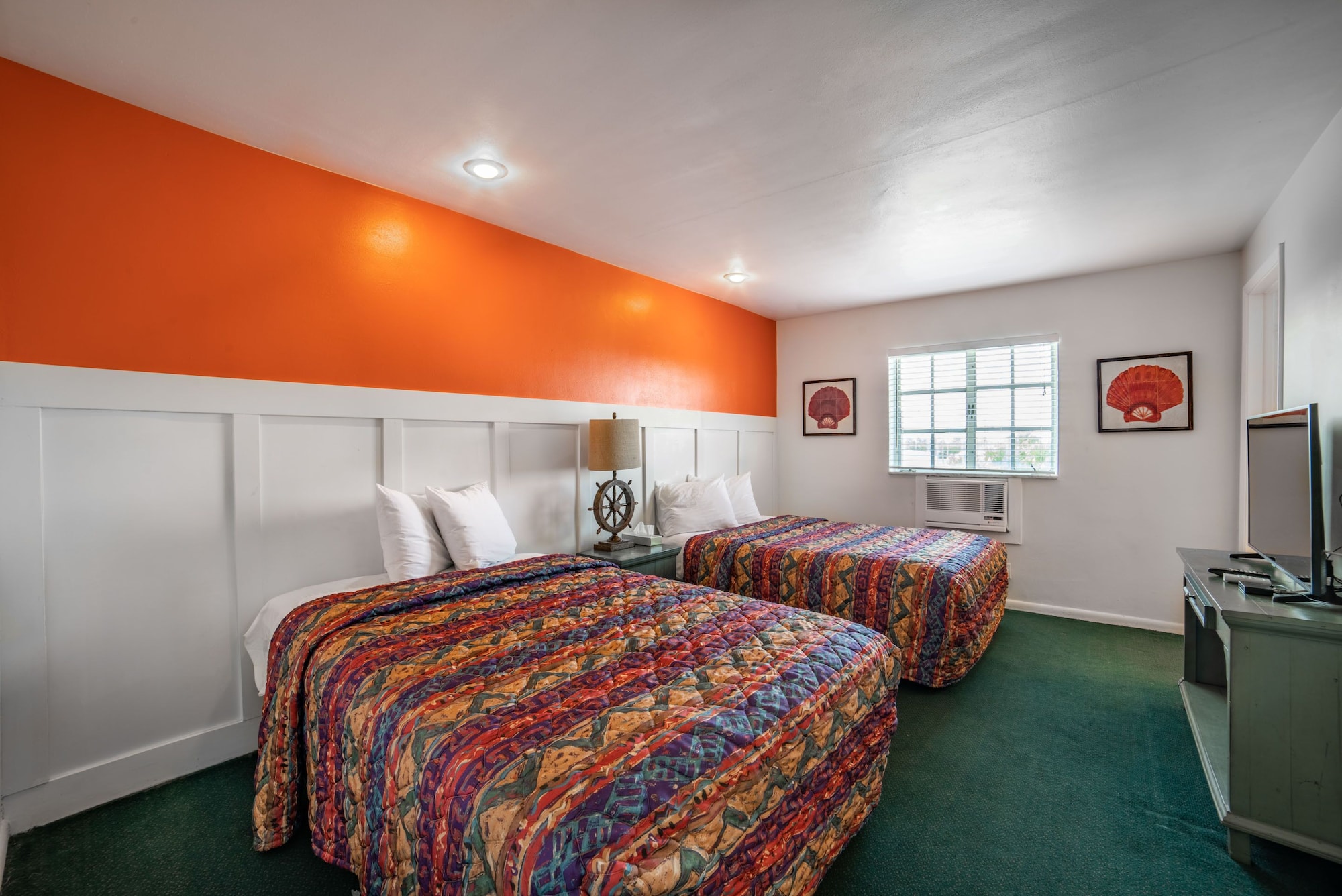 Captain's Table Hotel - photo 85