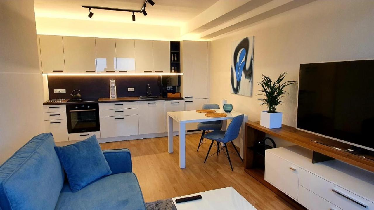 Luxury Apartment Vbloku — 4-Star Luxury Hotel in Prague, Czech Republic