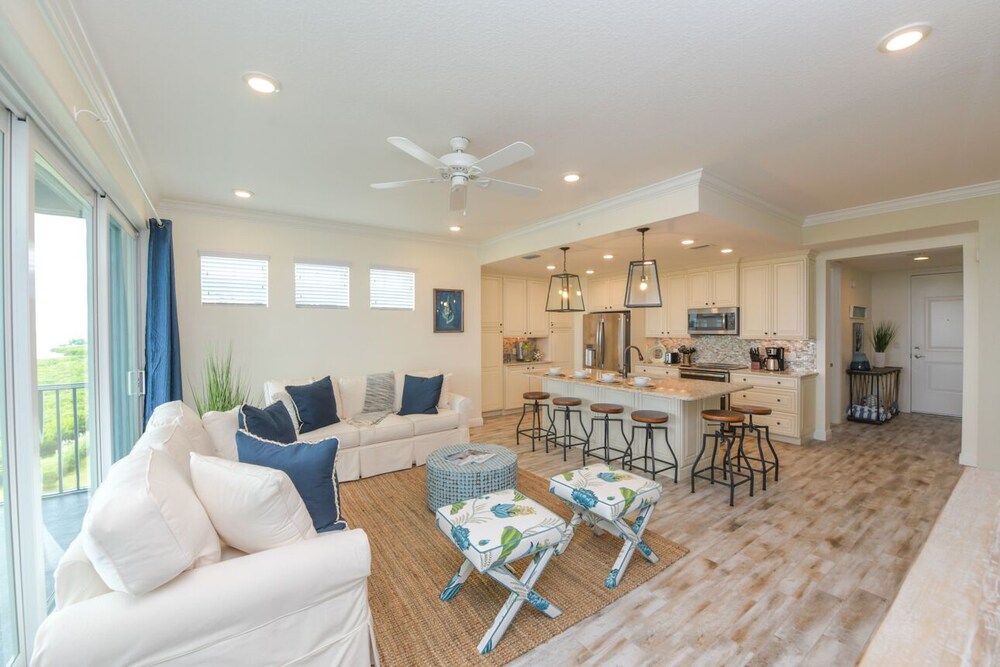 Changes in Latitude 403 - featured photo