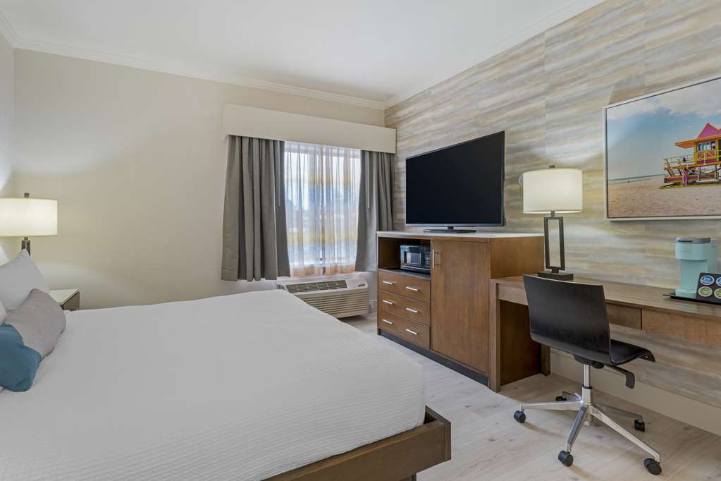 Best Western Plus All Suites Inn - photo 27