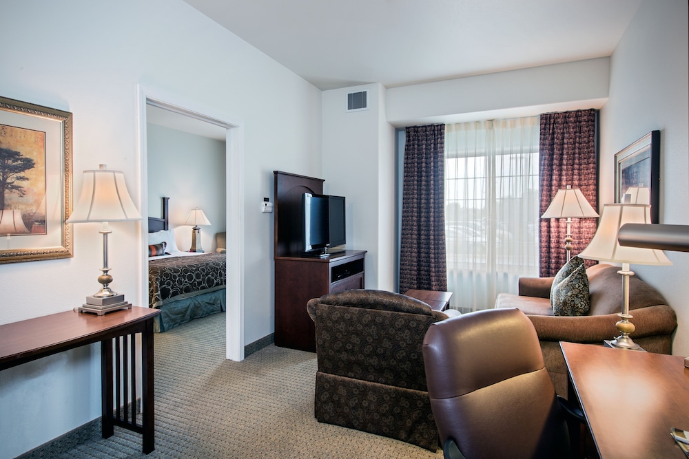 Staybridge Suites Rockford by IHG - photo 15