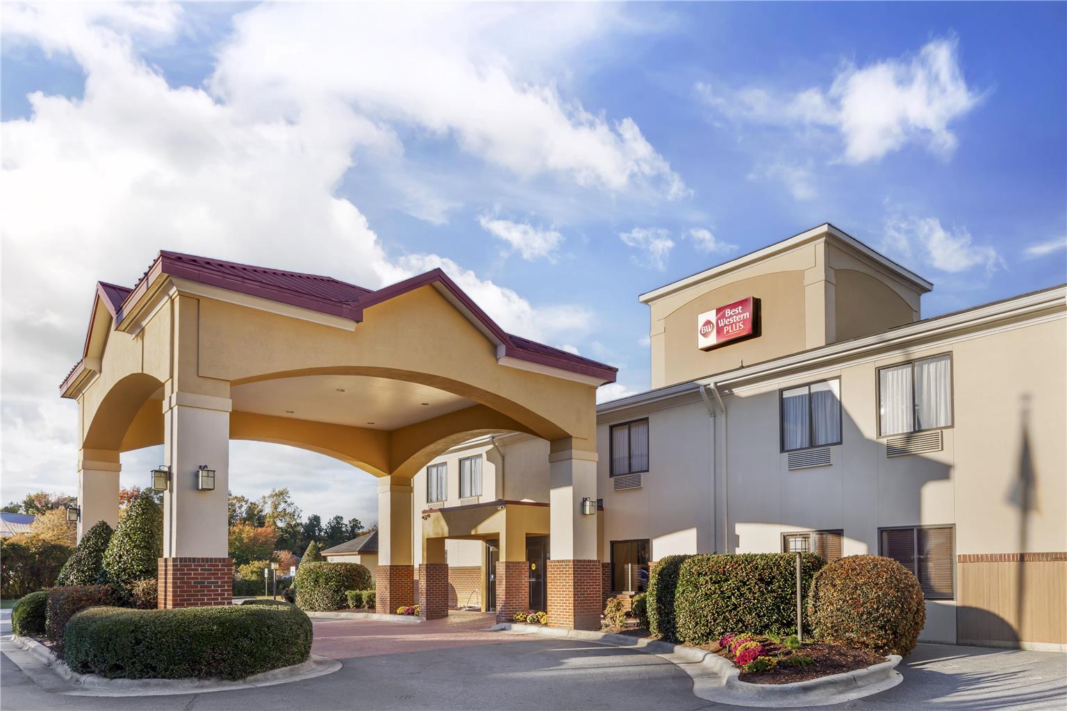 Best Western Plus Suites Greenville - photo 25