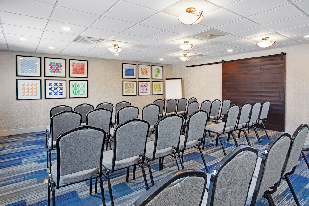 Holiday Inn Express Exton by IHG - photo 37