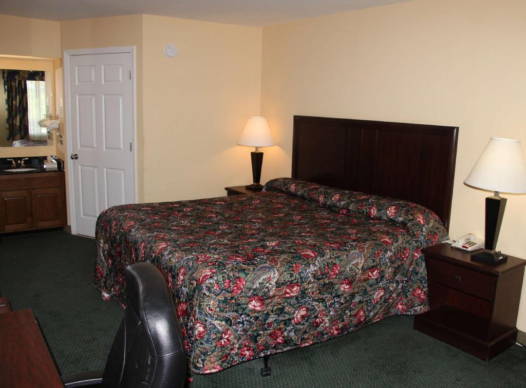 Jameson Inn Oakwood - photo 6
