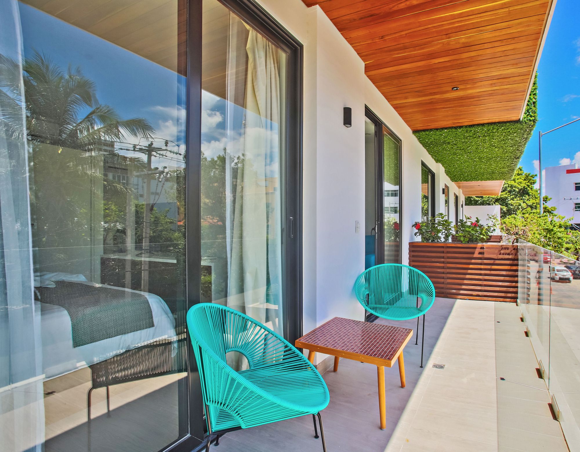 Koox Moma 42 Condohotel — 4-Star Luxury Hotel in Playa Del Carmen, Mexico