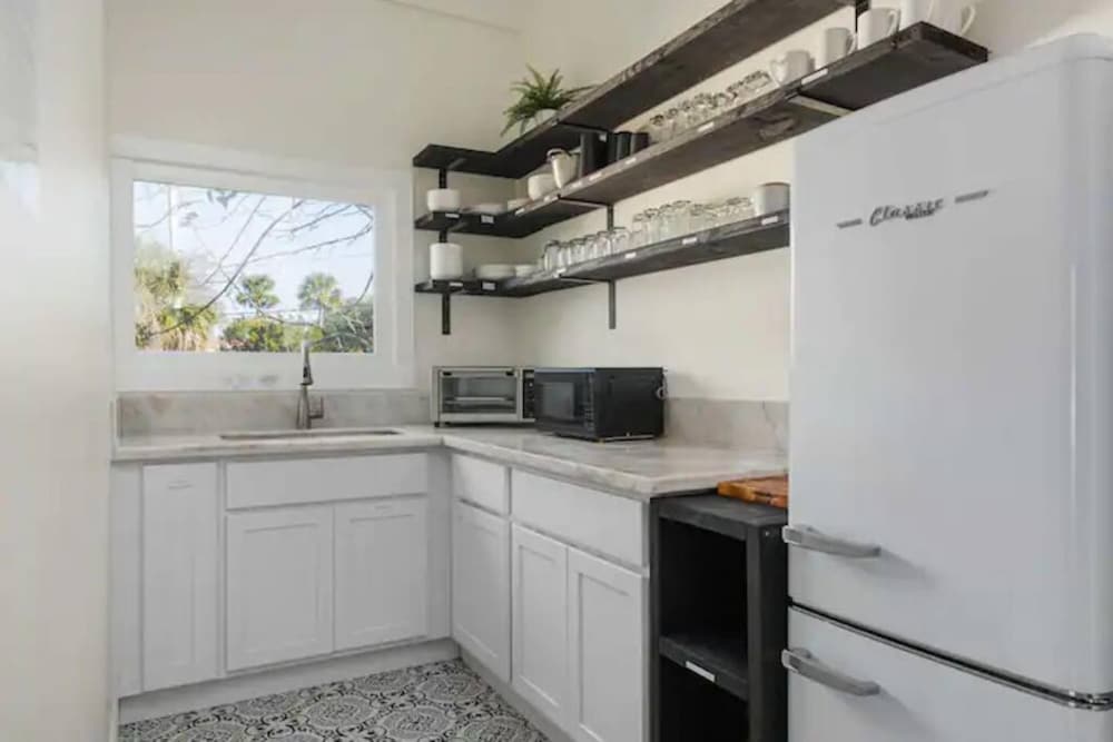 San Marco Villa Duplex w Backyard - photo 10