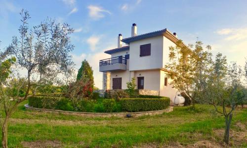 Olive View Cottage in Pelion — 4-Star Luxury Hotel in Volos, Greece